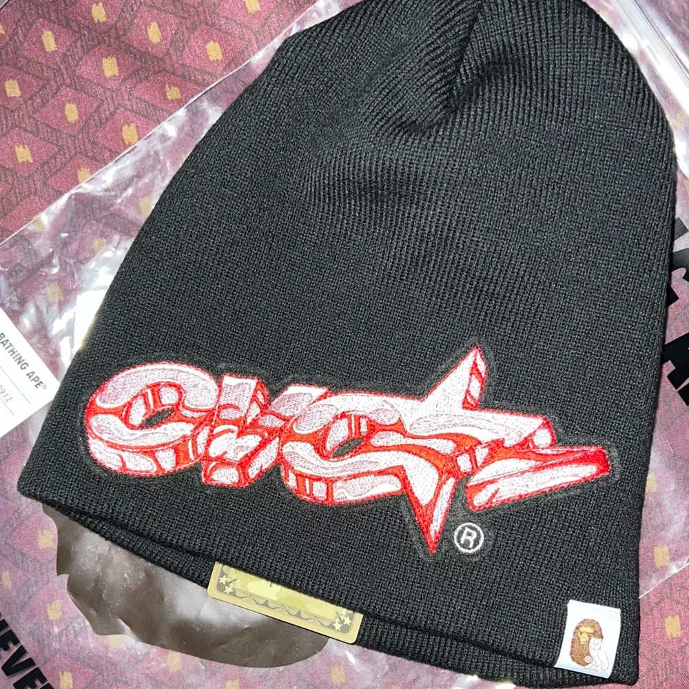 OVO x BAPE STAR BEANIE